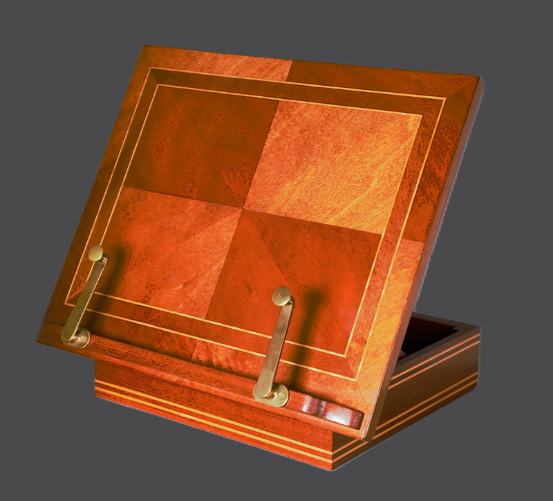 Lot 516, Auction 126, Lesepult, Klappbares Schreibtischpult aus Nussbaumholz