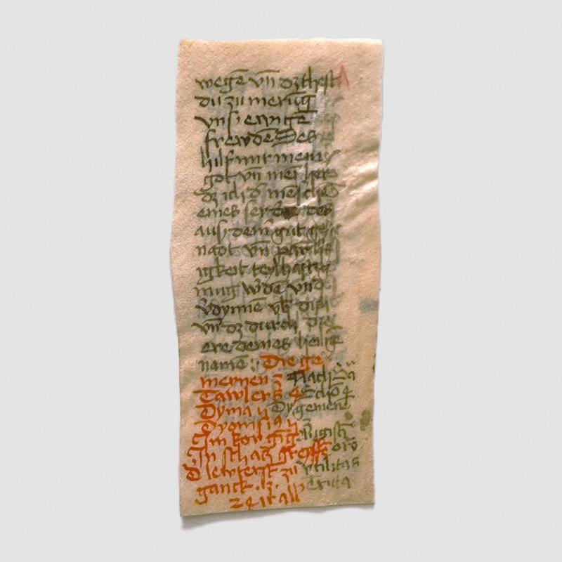 Lot 1014, Auction  126, Nürnberger Dominikanerinnenkloster, St. Katharina. Fragment eines Andachtszettelchens. Textura in Braun und Rot auf Pergament. 
