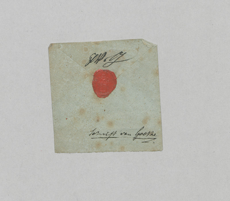 Lot 2525, Auction  126, Goethe, Johann Wolfgang von, Monogramm und Lacksiegel auf einem Umschlag-Fragment. 1810