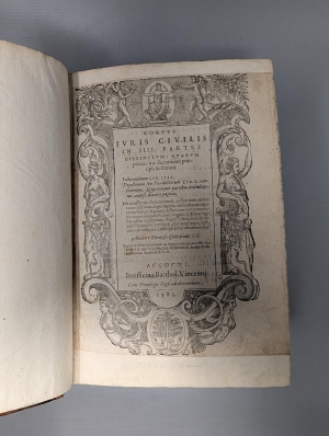 Los 1125 - Godefroy, Denis - Corpus Iuris Civilis - 3 - thumb