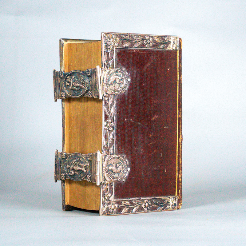 Lot 1241, Auction 127, Prächtiger Silberbeschlageinband, mit massiv gefertigten Kantenbeschlägen und Schließen